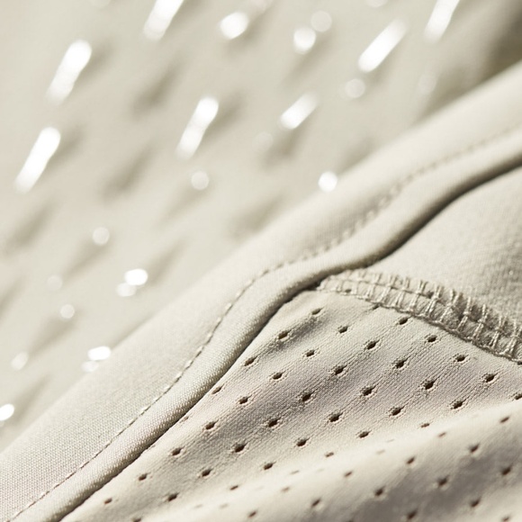 Kerrits Activewear Kids Affinity™ Ice Fil® Knee Patch Breech Size LSAND / L - Picture 4 of 7